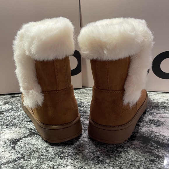 SO  Faux  Fur Winter Boots - Picture 9 of 9